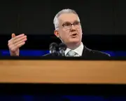 Australia's New Migration Plan: Backpacker Ballot, Student Family Limits