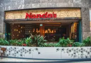 Coupon King's Nando's Hack Saves £3.25 on Chicken Burger