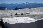 Glacier Wool Blankets and Global News: Photos of the Day