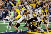 Michigan stun Western Michigan with controversial Hail Mary win