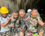 Nepal rescuers find two more alive 10 days after floods