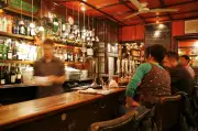 Seven Stars: Historic Holborn pub with cat, martinis and charm