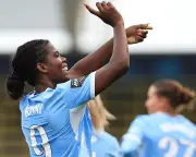 Shaw double gives Man City winning start in WSL
