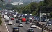 UK Car Insurance Averages £713 as Young Drivers See Biggest Savings
