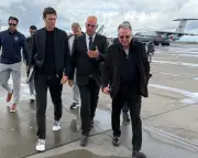 US Envoys Witkoff and Kushner Land in Moscow to Revive Ukraine Peace Talks