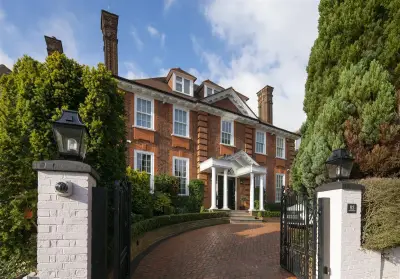 £13m Hampstead home in celebrity-loved Redington Road for sale