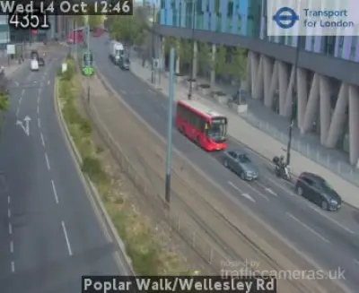 A212 Wellesley Road Blocked After Crash in Croydon