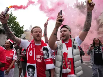 Arsenal and Chelsea Fans Face Tube Disruption This Weekend