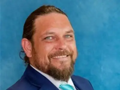 Bromley parties demand resignation of Reform councillor over King Charles comments