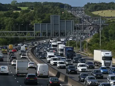 M25 closure near Heathrow: 14-hour weekend shutdown and diversions