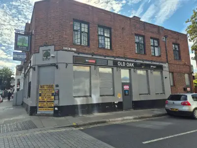 Old Oak Pub Demolition Plan: Six-Storey Block with Nine Flats