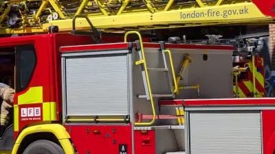 Thicket Road blocked after fire; bus S2 diverted