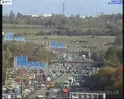 M25 Dartford crash stops all lanes, queues to A2
